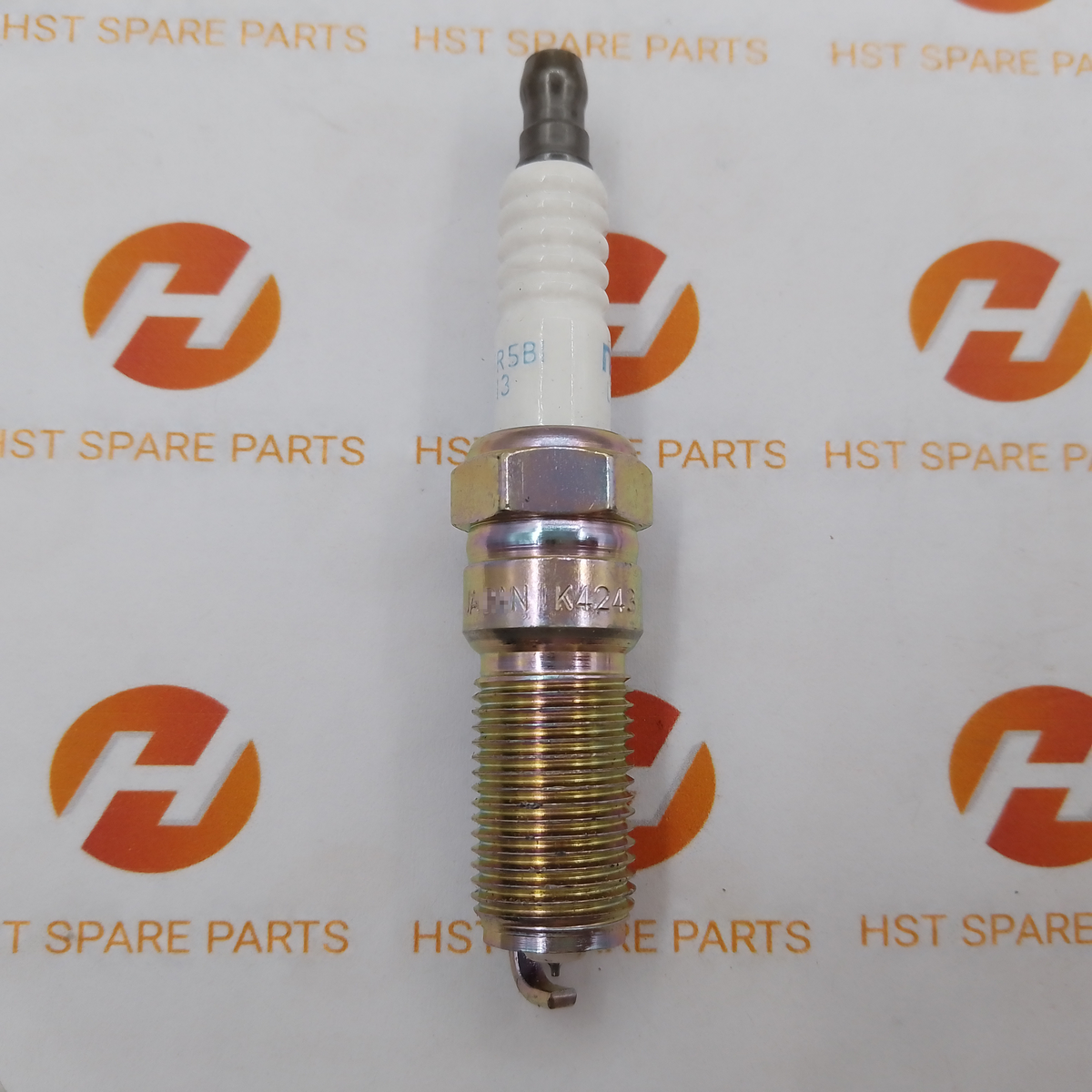 LFJD-18-110 Spark Plug ITR5B1-13  for Mazda spark plug