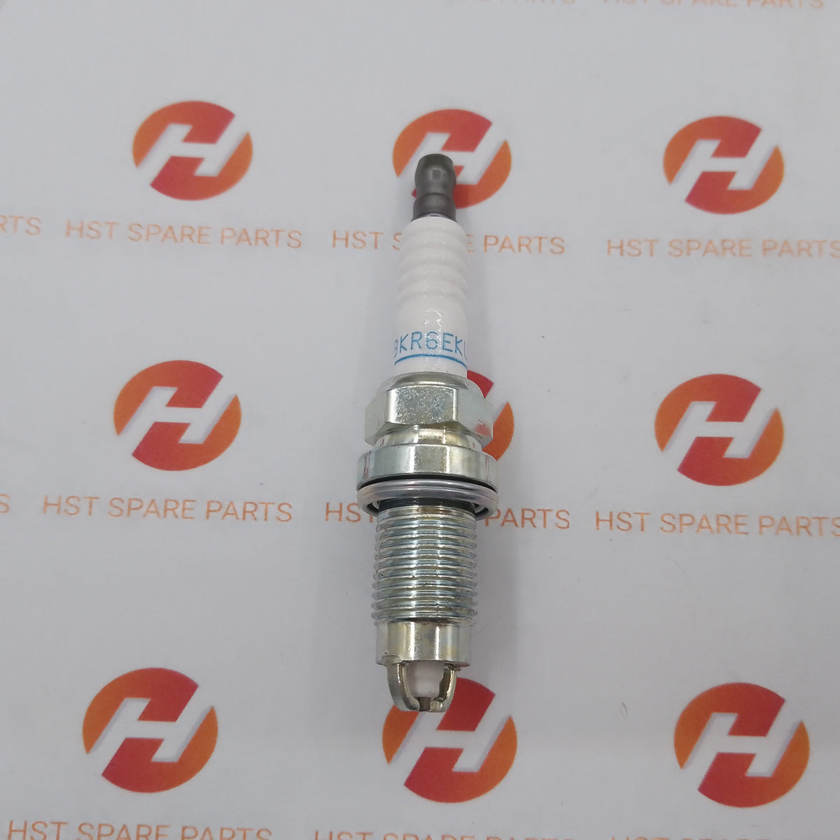 MD355067 Spark Plug BKR6EKUC for Mitsubishi MD355067